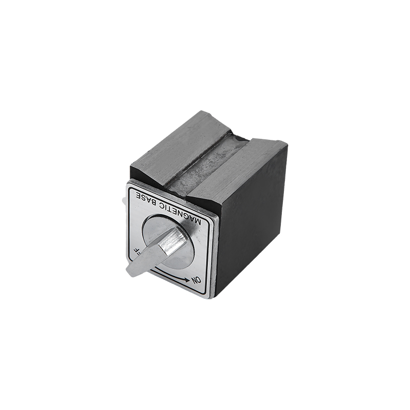 Dasar magnet dengan sakelar